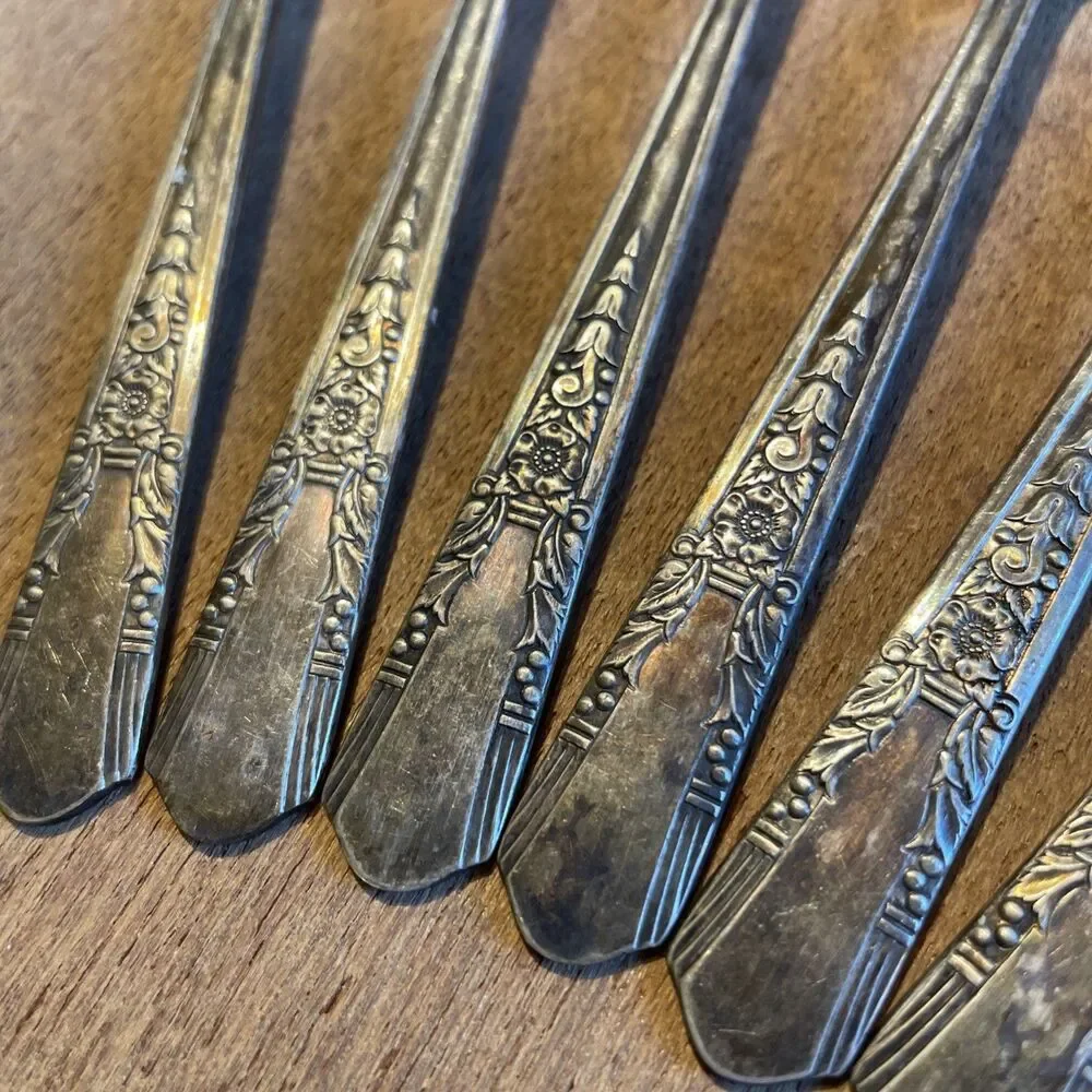 Oneida Simeon L & George H Rogers Dessert Forks 7 Pcs Silver Plate Jasmin